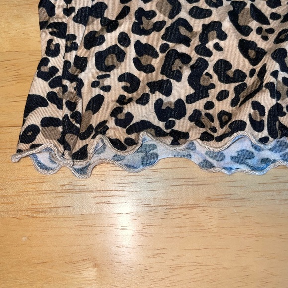 Mudd Cheetah Cropped tank top - Picture 2 of 5